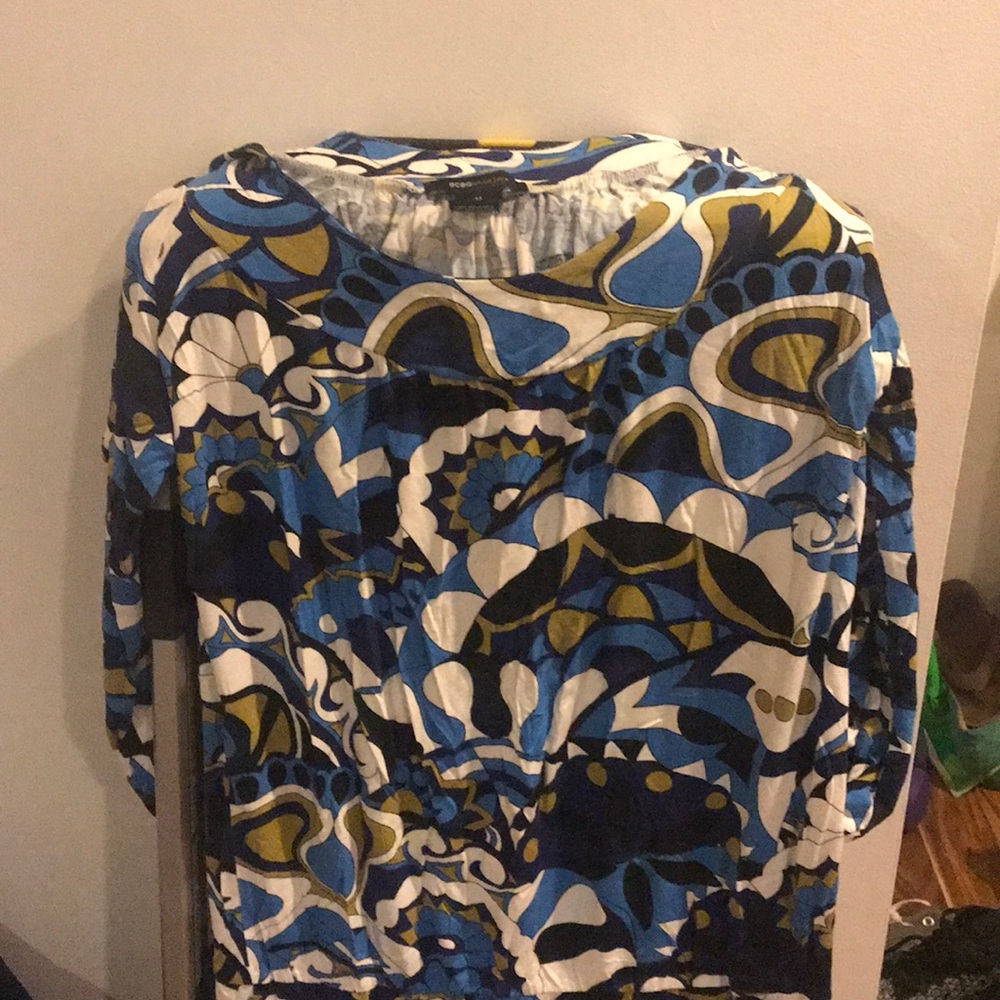 BCBG Long sleeve dress